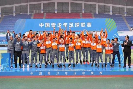 扒开女人腿狂躁视频免费